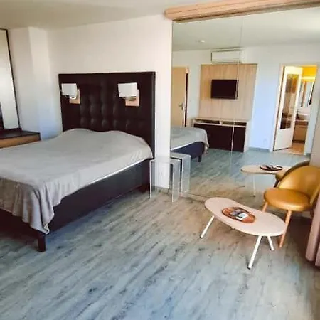 Village Naturiste R4n - Le Naia Jardin D'eden Couple Only Apartment Agde